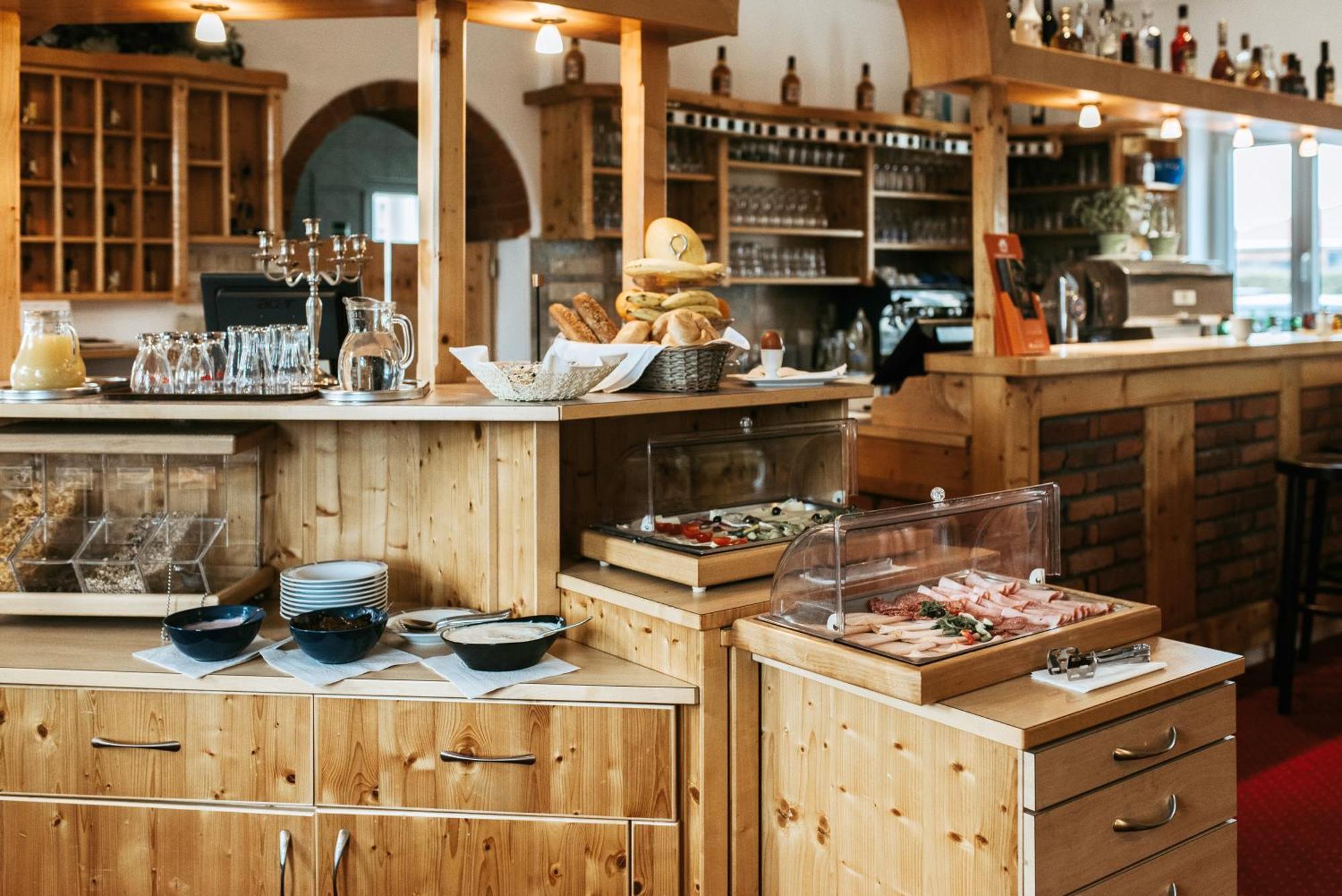 Restaurant Gaestehaus Feldkirchen Feldkirchen bei Graz Ngoại thất bức ảnh