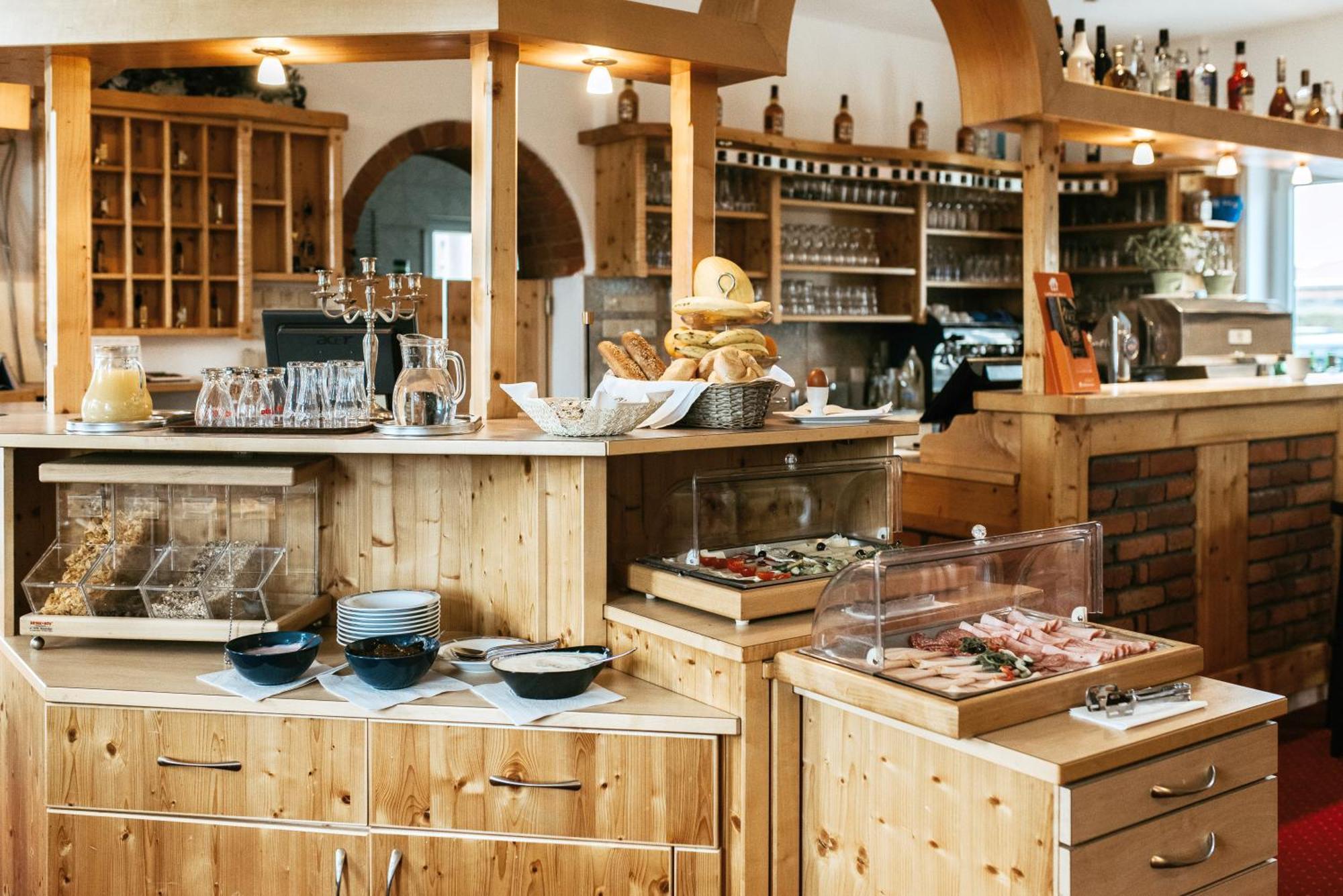 Restaurant Gaestehaus Feldkirchen Feldkirchen bei Graz Ngoại thất bức ảnh